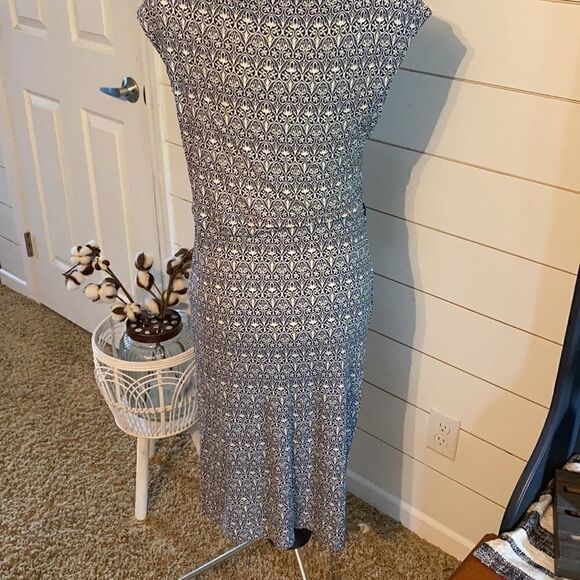 Tory Burch | Navy & White Print Dress | M - Picture 3 of 7